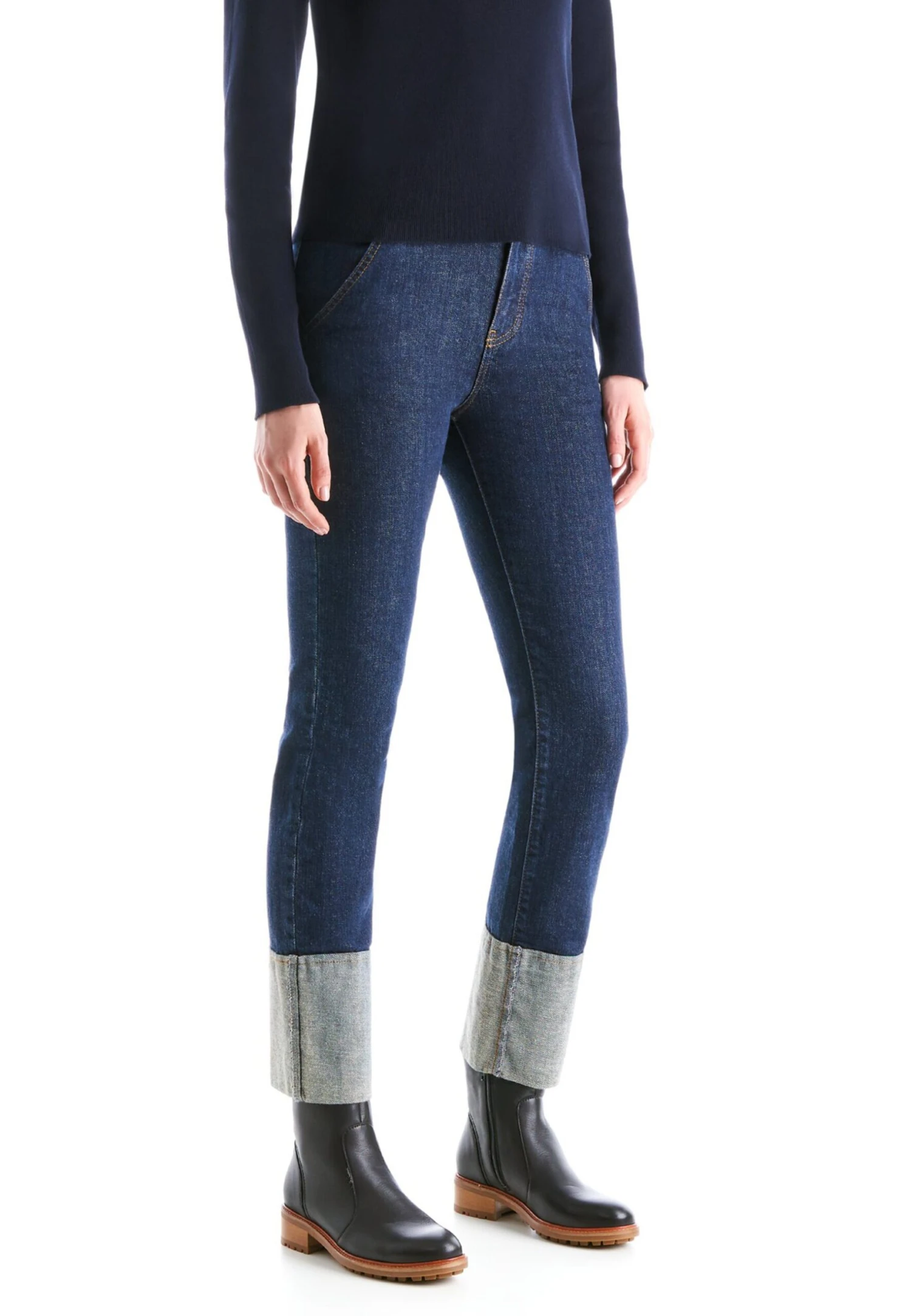 Lloyd Moderne Mit ReissverschlussStivalettiSchwarz Donna Stivaletti LL111N05X-Q11 1 Lloyd Moderne Mit ReissverschlussStivalettiSchwarz Donna Stivaletti LL111N05X-Q11