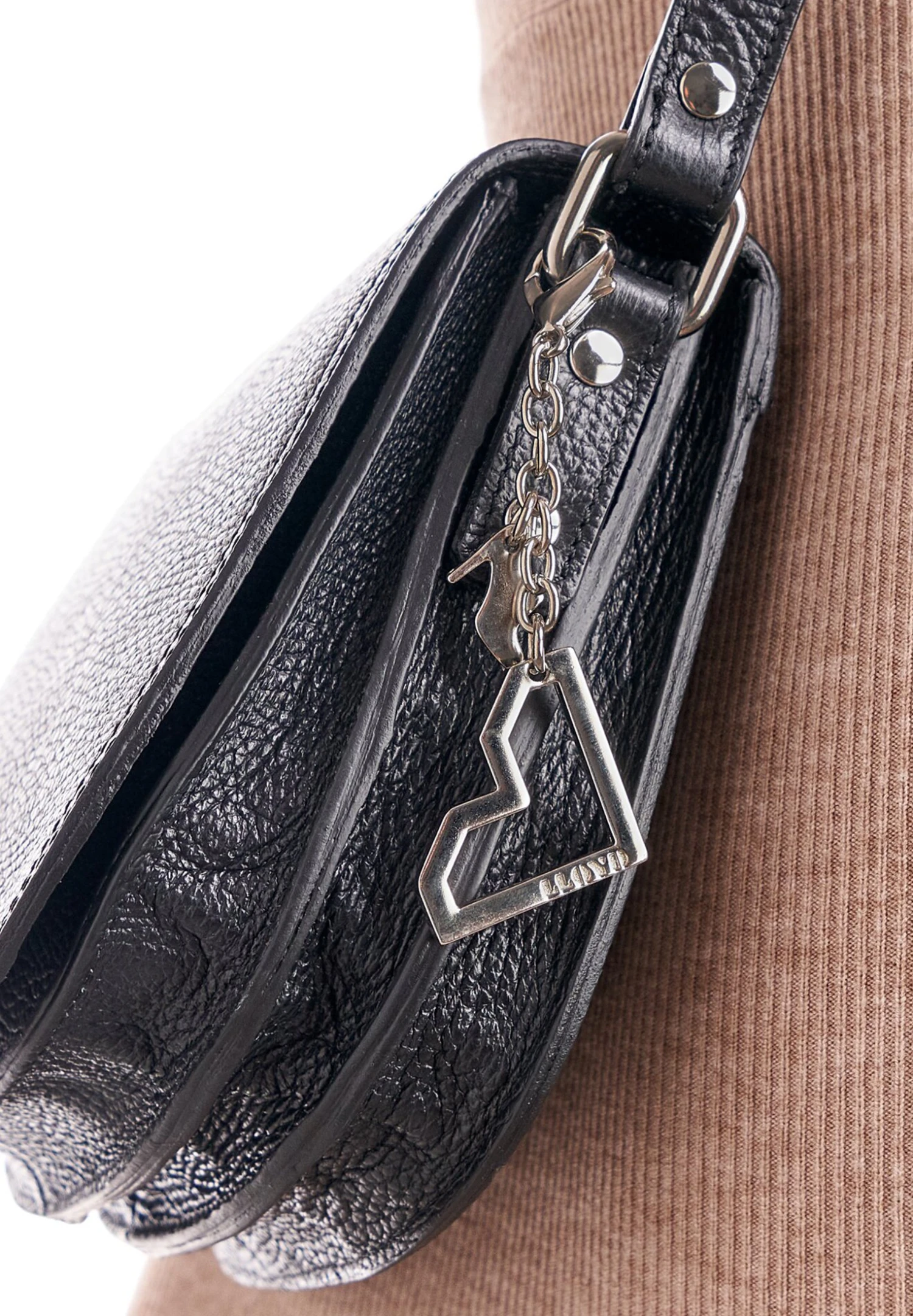 Lloyd Saddle Borsa A TracollaSchwarz Donna Borse LL151H022-Q11 4 Lloyd Saddle Borsa A TracollaSchwarz Donna Borse LL151H022-Q11 - immagine 4