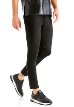 Lloyd AlbanySneakers BasseSchwarz Uomo Sneaker LL112O0AI-Q11