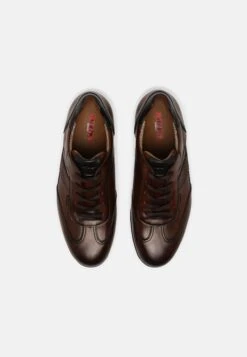 Lloyd VernonStringate SportiveCognac Uomo Scarpe Con I Lacci LL112C024-O11 10 Lloyd VernonStringate SportiveCognac Uomo Scarpe Con I Lacci LL112C024-O11 -Lloyd 966fc3331f034edc9fba997daf4a2028