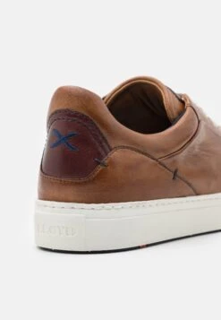Lloyd MajuroSneakers BasseWhisky/Piermont Uomo Sneaker LL112O05A-O11 11 Lloyd MajuroSneakers BasseWhisky/Piermont Uomo Sneaker LL112O05A-O11 -Lloyd b8d9aaecac6443718756b285625e106f